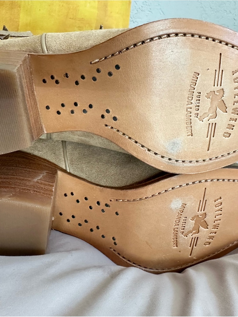 Idyllwind Tan Suede Fringe Western Boots - Picture 4 of 4
